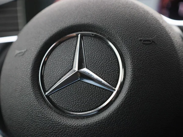 Mercedes-Benz GLE (2022) — foto 30 van 45