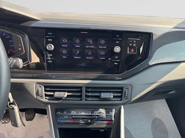VOLKSWAGEN Taigo (2022) — foto 8 van 20