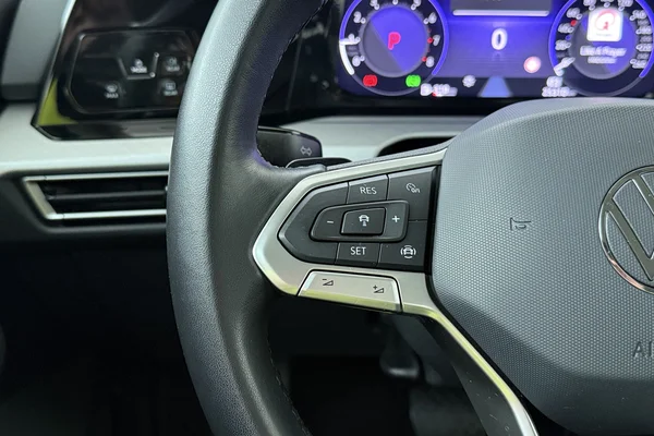 Volkswagen Golf VIII (2024) — foto 6 van 17