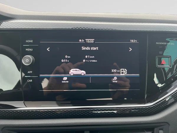 VOLKSWAGEN Polo (2024) — foto 10 van 18