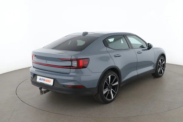 Polestar 2 (2020) — foto 12 van 16