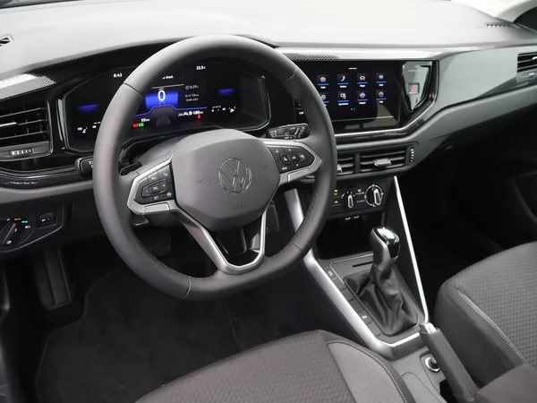 VOLKSWAGEN Polo (2026) — foto 10 van 22