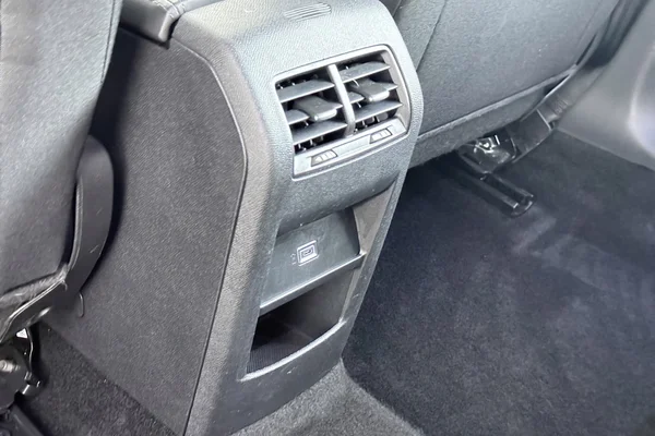 Citroen C5 X (2023) — foto 13 van 32