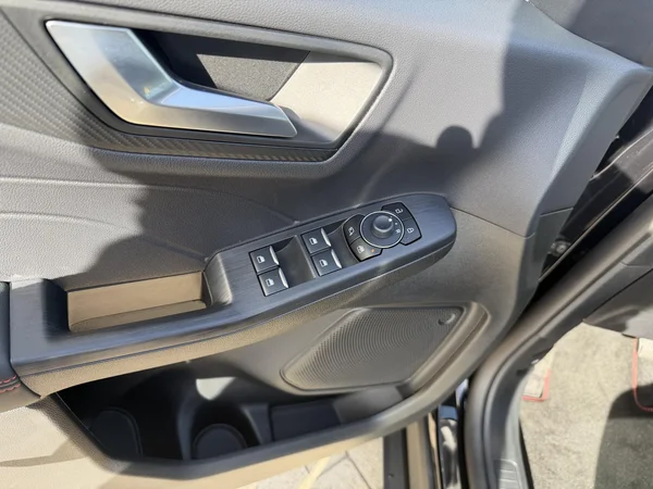Ford Kuga (2026) — foto 17 van 18