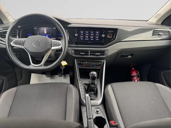 VOLKSWAGEN Polo (2022) — foto 9 van 14