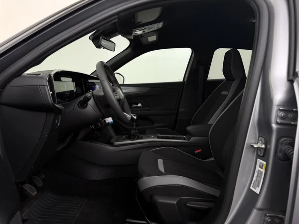 OPEL Mokka (2025) — foto 2 van 26