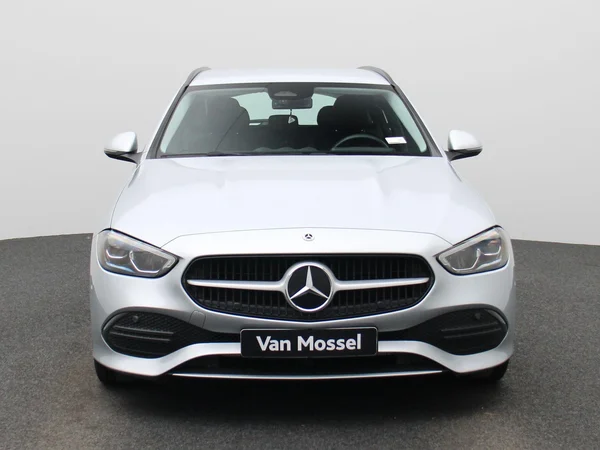 Mercedes-Benz C-Klasse (2022) — foto 23 van 43