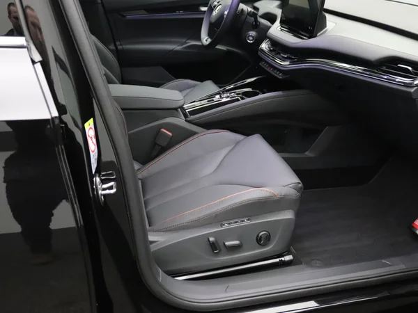 SKODA Enyaq Coupé (2025) — foto 25 van 28