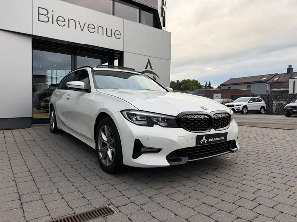 Bmw 318 (2021) — foto 12 van 26