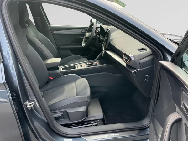 CUPRA Leon (2024) — foto 5 van 22