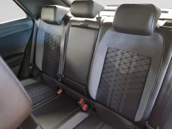 VOLKSWAGEN T-Roc (2025) — foto 10 van 23