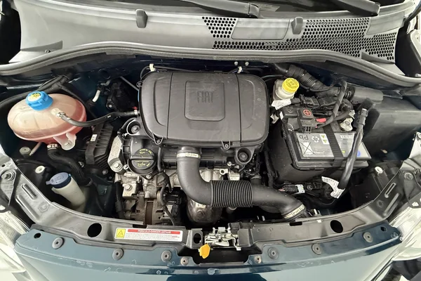 Fiat 500c (2021) — foto 27 van 27