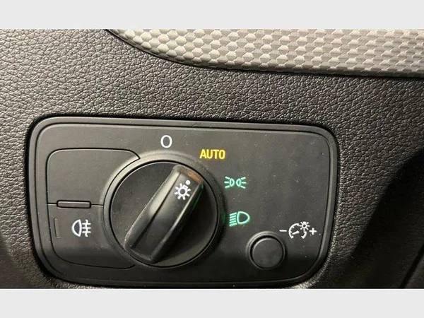 Audi Q2 (2023) — foto 20 van 28