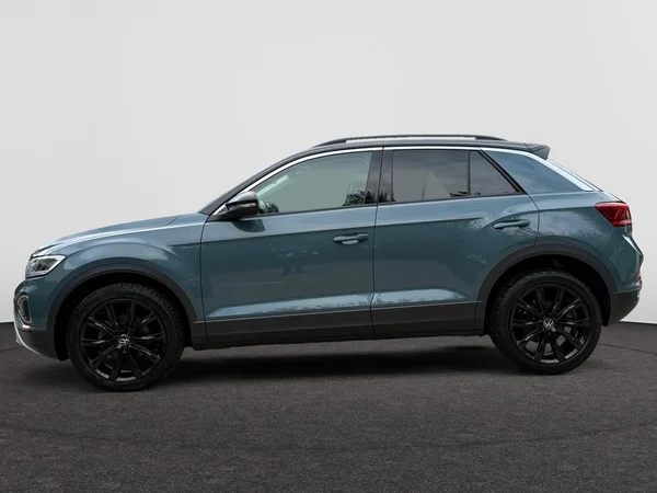 VOLKSWAGEN T-Roc (2022) — foto 12 van 23