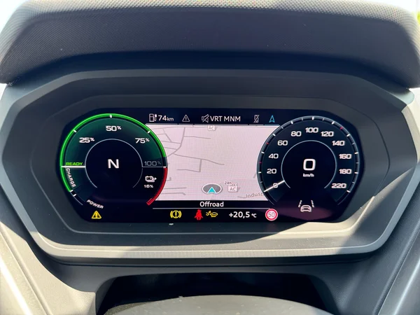 AUDI Q4 e-tron (2025) — foto 3 van 21