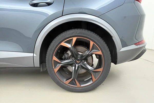 CUPRA Formentor E-Hybrid (PHEV) (2022) — foto 15 van 18