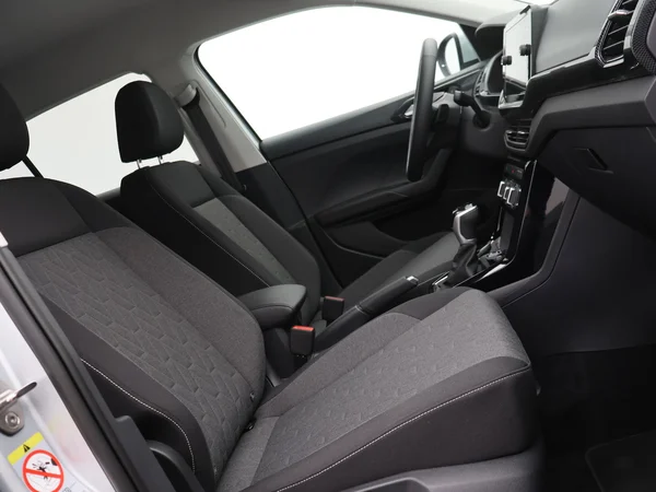 VOLKSWAGEN T-Cross (2025) — foto 2 van 23