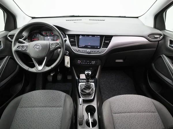 Opel Crossland (2022) — foto 30 van 31