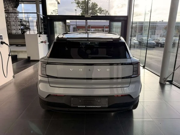 Volvo EX30 (2024) — foto 17 van 20