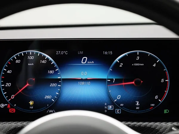 Mercedes-Benz A-Klasse (2021) — foto 48 van 49