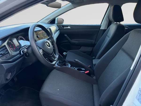 VOLKSWAGEN Polo (2022) — foto 7 van 13