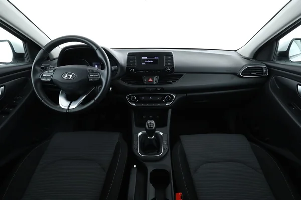 Hyundai i30 (2023) — foto 3 van 16