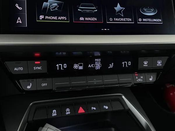 AUDI A3 (2022) — foto 18 van 29