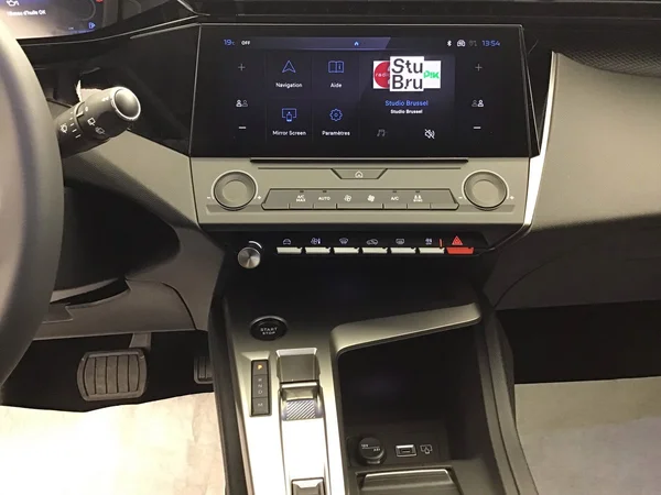 Peugeot 308 (2026) — foto 3 van 24