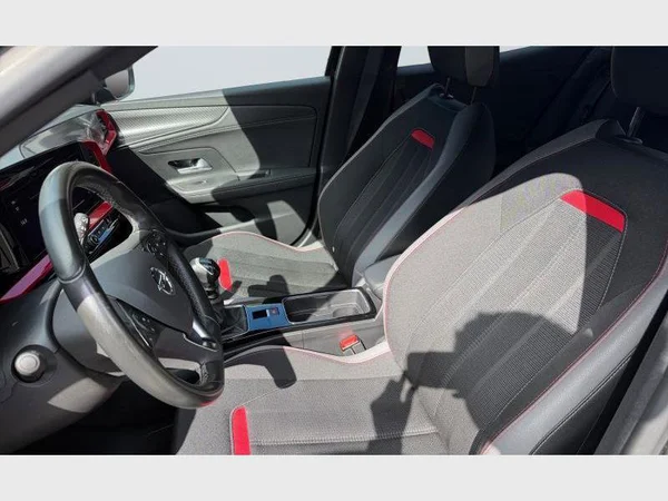 Opel Mokka (2021) — foto 2 van 27