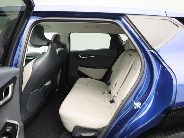Kia EV6 (2023) — foto 2 van 48