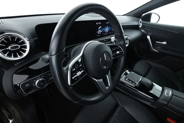 Mercedes-Benz A-Klasse (2020) — foto 2 van 16