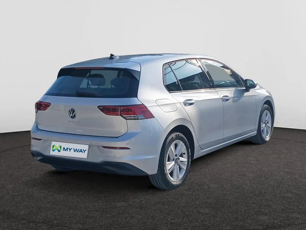 VOLKSWAGEN Golf VIII (2021) — foto 12 van 19