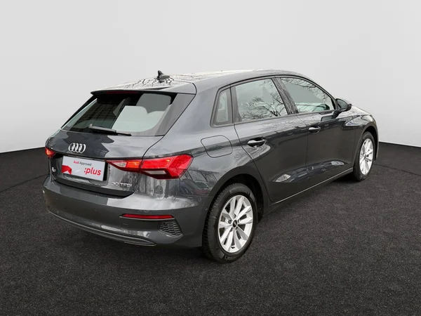 AUDI A3 Sportback (2024) — foto 11 van 15