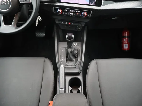 Audi A1 Sportback (2022) — foto 9 van 27