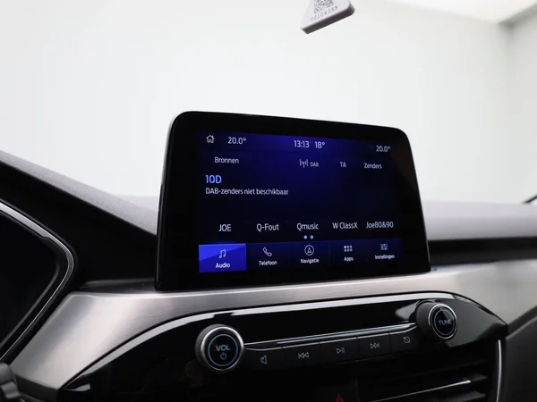 Ford Kuga (2022) — foto 21 van 30