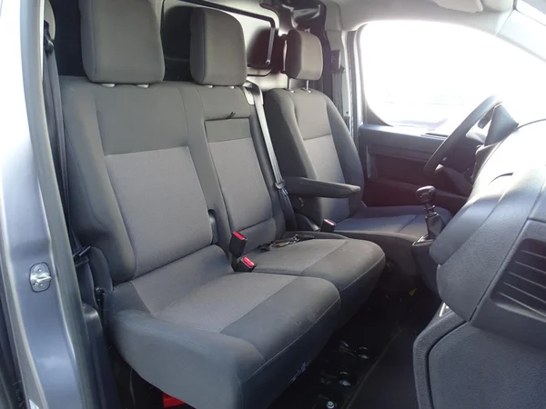 Opel Vivaro (2025) — foto 2 van 25