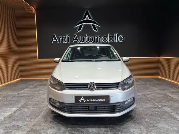 Volkswagen Polo (2016) — foto 12 van 22