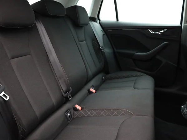 SKODA Kamiq (2020) — foto 7 van 20