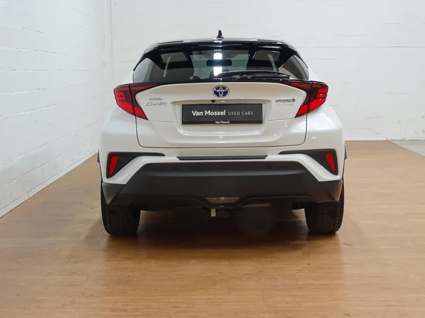 Toyota C-HR (2021) — foto 2 van 26