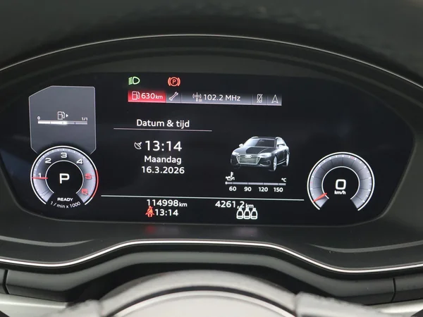 AUDI A4 Avant (2022) — foto 15 van 23