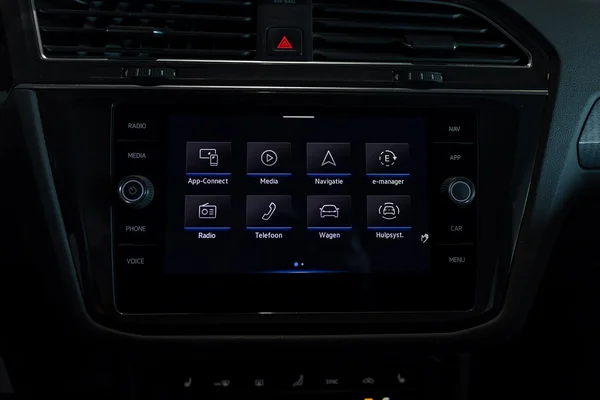 Volkswagen Tiguan (2022) — foto 24 van 37