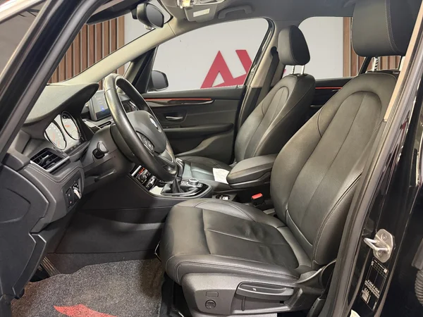 BMW 216-Gran-Tourer (2020) — foto 4 van 30
