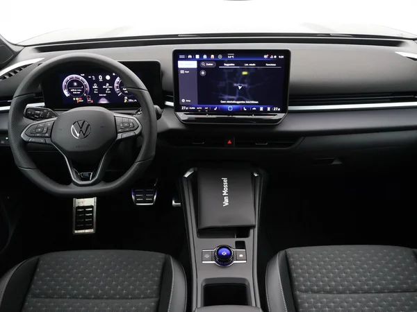 VOLKSWAGEN T-Roc (2025) — foto 22 van 22