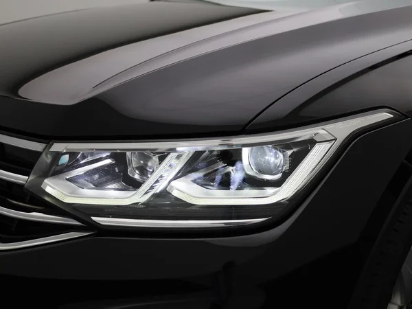 Volkswagen Tiguan (2021) — foto 9 van 41
