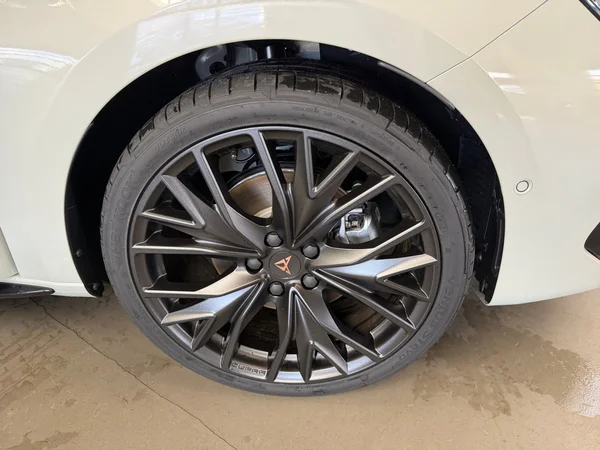 CUPRA Leon ST e-Hybrid (PHEV) (2026) — foto 15 van 24