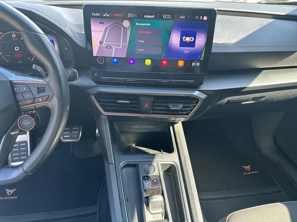 CUPRA Formentor e-Hybrid (PHEV) (2023) — foto 3 van 21