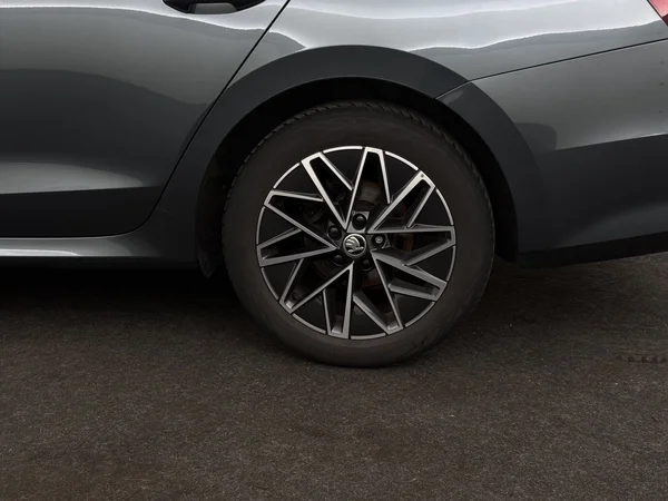 SKODA Octavia (2022) — foto 7 van 32