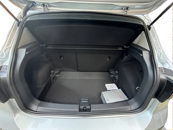 VOLKSWAGEN T-Cross (2024) — foto 15 van 18