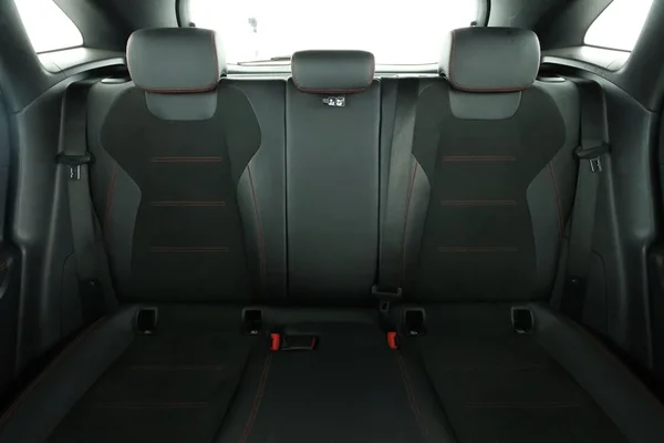 Mercedes-Benz GLA-Klasse (2021) — foto 6 van 16