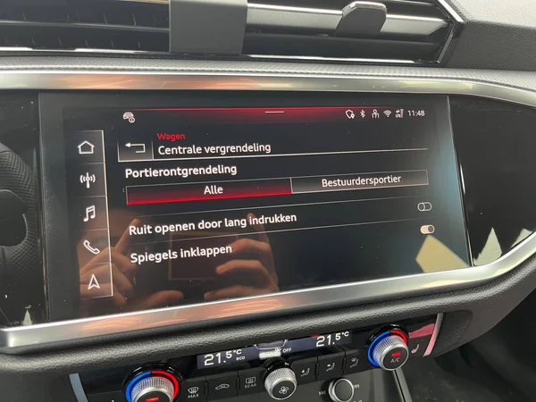 AUDI Q3 Sportback (2026) — foto 13 van 24